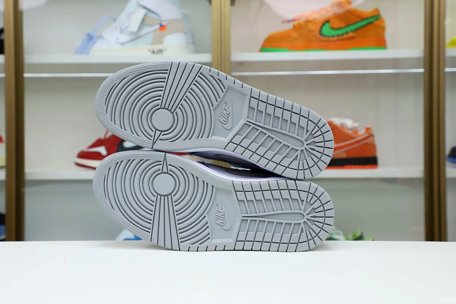 'HYPER RETRO 1 AIR JORDAN HIGH OG ROYAL' 1226